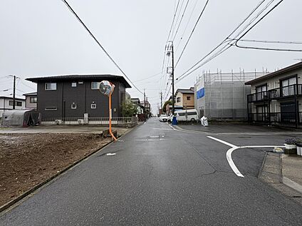 前面道路(2026年4月撮影)