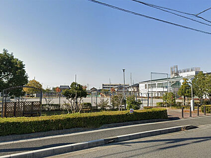 北外山中央公園 570ｍ