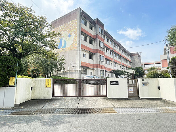 名古屋市立南天白中学校(約850m)