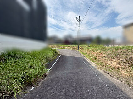 南西側前面道路
