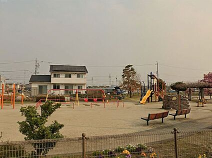  長瀬公園 380m