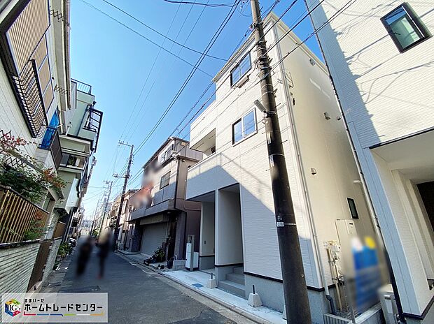 ≪現地ご案内はお気軽にお問い合わせください♪≫
都営新宿線「瑞江」駅徒歩10分の好立地♪「江戸川一丁目」停歩3分より「南行徳」駅バス15分／「小岩」駅バス30分！