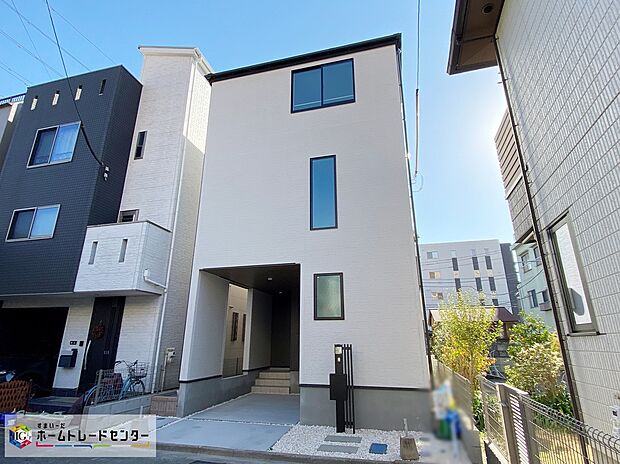 ≪現地ご案内はお気軽にお問い合わせください♪≫
日暮里・舎人ライナー「江北」駅まで徒歩５分の駅チカ物件です！通勤・通学もらくらくの利便性の高いお住まいをご紹介いたします♪