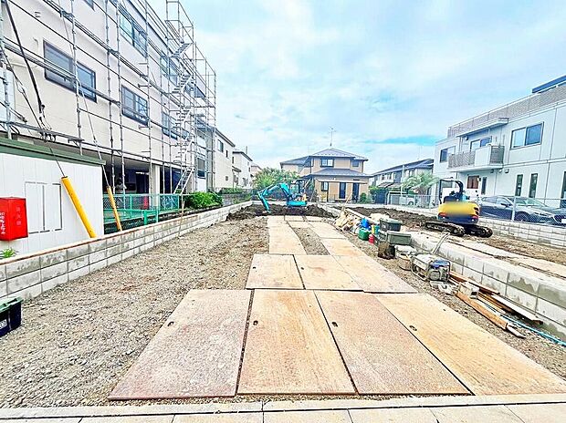 ≪現地ご案内は便利なネット予約も可能です!お気軽にお問い合わせください♪≫
設備や広さなどの条件を満たし、将来にわたって長く住み続けられると国から認められた「長期優良住宅」☆