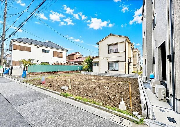 ≪内覧以外にも資金計画やライフプランに寄り添ったご提案をいたします♪≫徒歩10分圏内にスーパーが3軒!ドラッグストアが2件!お買物に便利な生活しやすい立地です♪