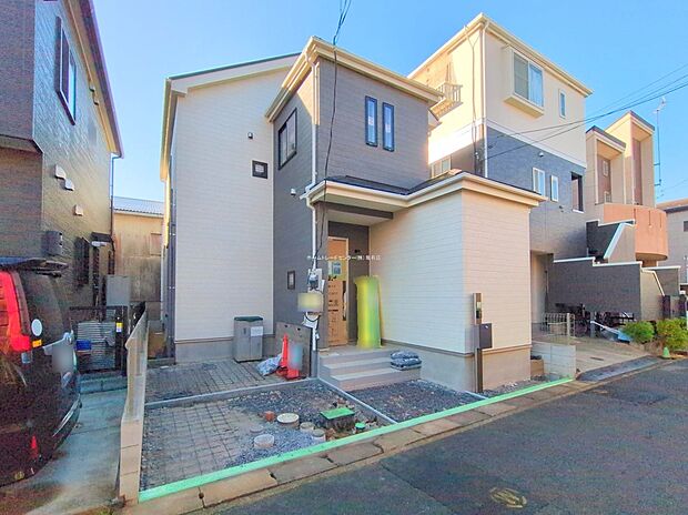 【現地外観写真】≪下記「見学予約する」より、見学予約ができます！≫
ライフインフォメーション☆ベルク三郷戸ケ崎店歩7分、セブンイレブン三郷戸ケ崎店歩3分・前川中学校歩12分、小学校歩7分