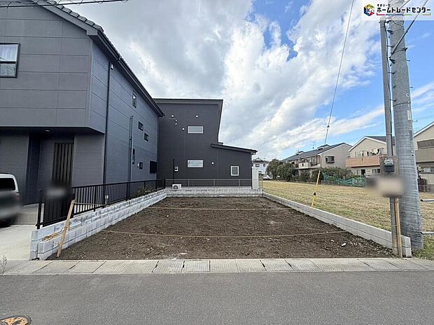 【現地外観写真】≪内覧以外にも資金計画やライフプランに寄り添ったご提案をいたします♪≫
新築戸建てならではの仕様設備が充実！収納豊富！「ロフト」「ホール収納」「納戸」付き・対面式キッチン、浴室乾燥機　等