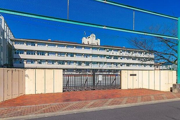 足立区立舎人第一小学校（約280m）