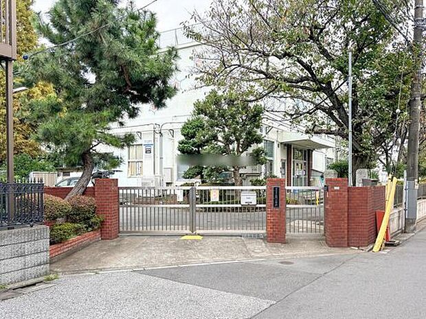 足立区立長門小学校(約140m)