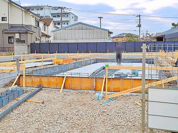 【現地外観写真】≪見学予約可能!≫
当日のご見学予約も承ります。同じものは2つとない「夢のマイホーム」との出会いが待っているかもしれません。