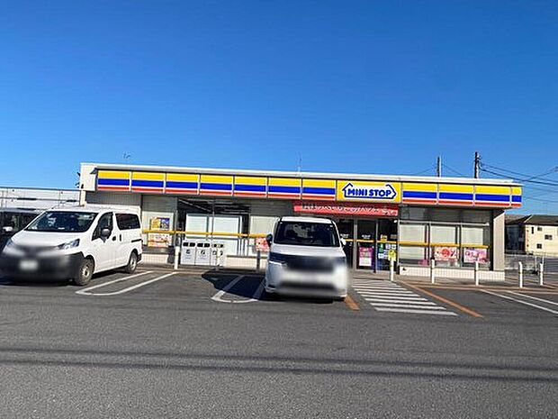 ミニストップ三郷彦音店(約300m)