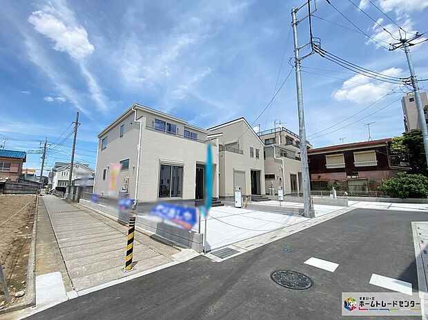 【前面道路含む現地写真】≪見学予約ができます！≫同世代が集まりやすく、ご家族同士の交流もしやすいコミュニティタウン♪