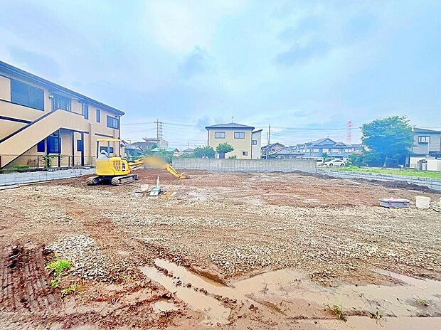【現地外観写真】≪内覧以外にも資金計画やライフプランに寄り添ったご提案をいたします♪≫
平屋建てで階段が無いため、生活動線がコンパクト!掃除もしやすいです♪