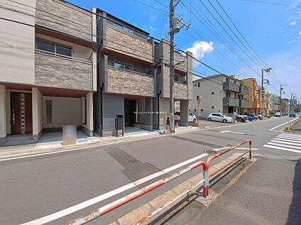 前面道路含む現地写真