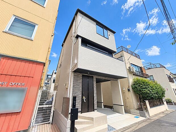 【前面道路含む現地写真】≪内覧以外にも資金計画やライフプランに寄り添ったご提案をいたします♪≫
近隣にはスーパーやコンビニなどの買い物施設が充実☆