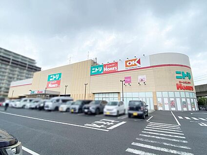 オーケー三郷中央店 2000m(徒歩25分・自転車8分)