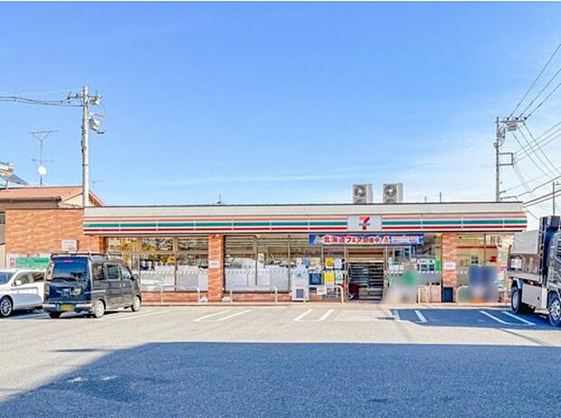 セブンイレブン足立東伊興3丁目店（約160m）