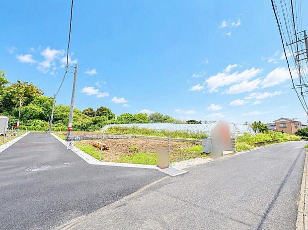 【前面道路含む現地写真】≪内覧以外にも資金計画やライフプランに寄り添ったご提案をいたします♪≫現地をご覧いただきながら、住まいの夢をお聞かせください。