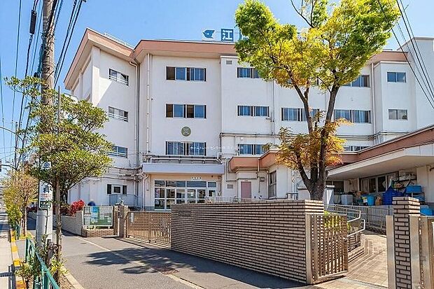 江戸川区立鹿本中学校(約750m)