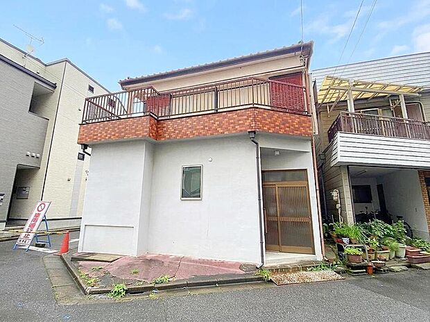 【前面道路含む現地写真】※解体前
≪見学予約可能！≫
生活するだけの家ではなく「日々を楽しむ暮らし」を♪