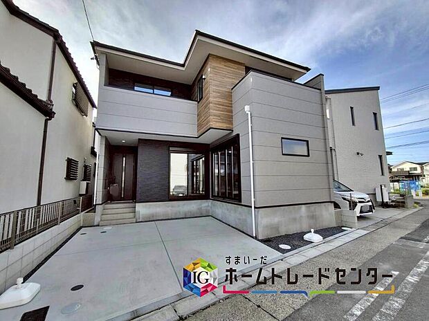 守山区森宮1期 全1棟
堂々完成しました☆ご案内可能です♪
ぜひ現地にて、実際の建物・日当たり・周辺環境などご覧下さい!
お問い合わせはお気軽に、ホームトレードセンター株式会社まで♪