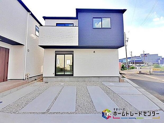 【現地外観写真】北区北久手町１期、全４棟
ご好評につき残り３棟！
資料請求・ご見学等、お問い合わせはお気軽に♪