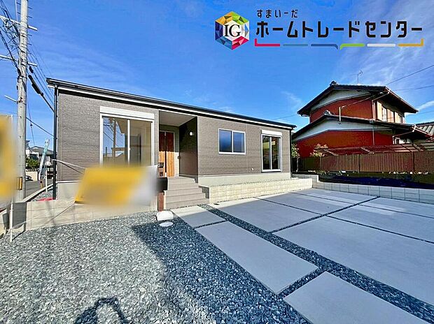 【現地外観写真】東郷町白鳥１丁目、全２棟（写真２号棟）
ご好評につき残り１棟！
完成済み物件につき、ご案内可能です♪
ぜひ現地にて実際の建物・日当たり・周辺環境等ご確認下さい♪
お問い合わせはお気軽に♪