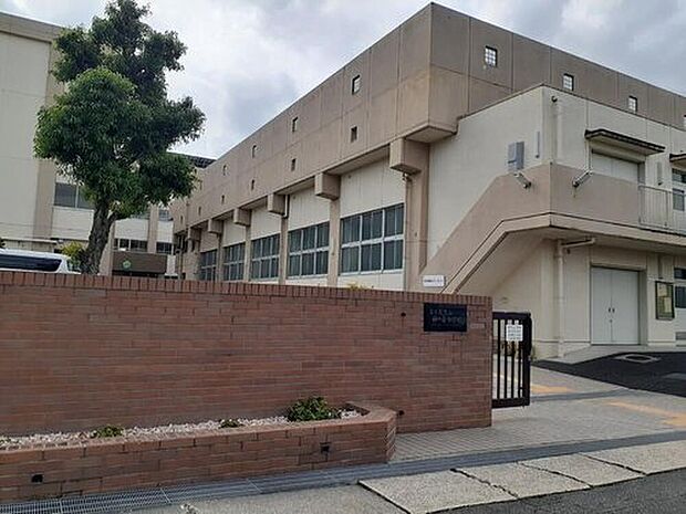 名古屋市立神の倉中学校（約880m）