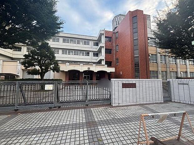 名古屋市立香流中学校(約1,500m)