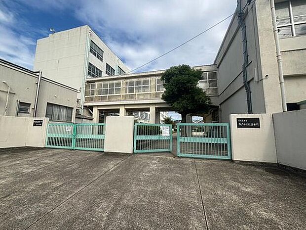 名古屋市立白沢小学校（約500m）