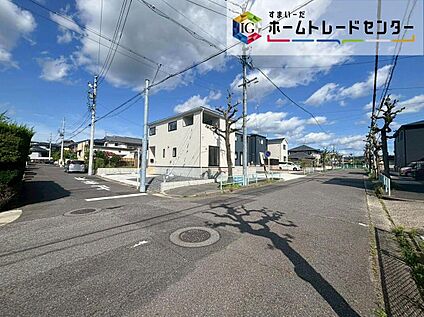 前面道路含む現地写真
