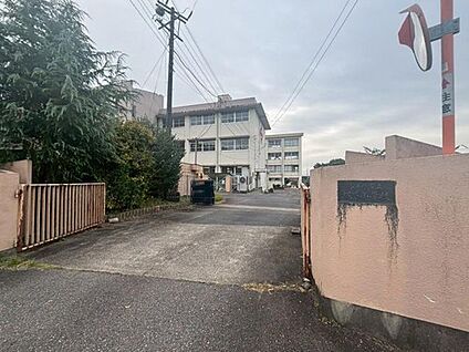 春日井市立坂下小学校 503m(徒歩7分)
