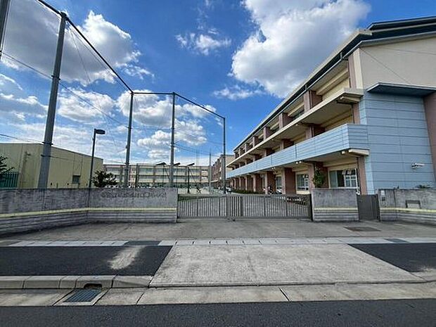 名古屋市立志段味東小学校（約400m）