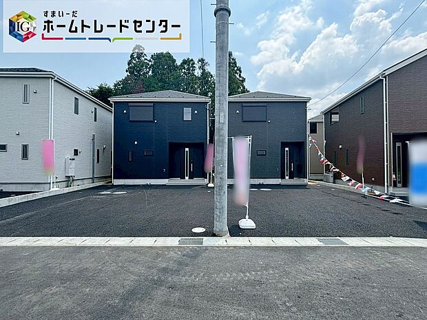 【現地外観写真】守山区中志段味第３　（写真右から５・８号棟）●全棟に日当たり良好なお庭付き☆
●安心のハザードマップ良好エリア♪