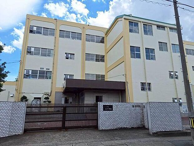 名古屋市立北中学校（約510m）