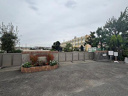 小牧市立小木小学校 800m(徒歩10分)