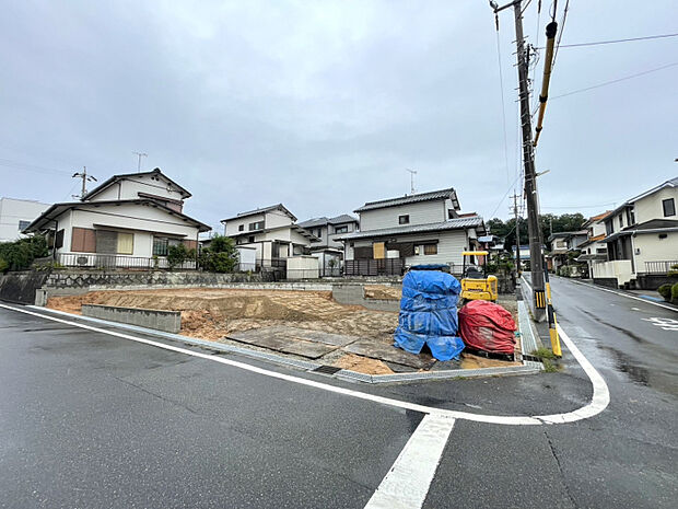 販売現地　