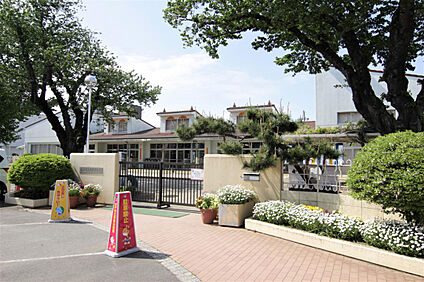 セブンイレブン 水戸西原二丁目店 215m