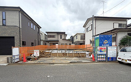 基礎工事中
