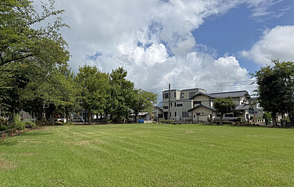 湖北台2号公園 218m
