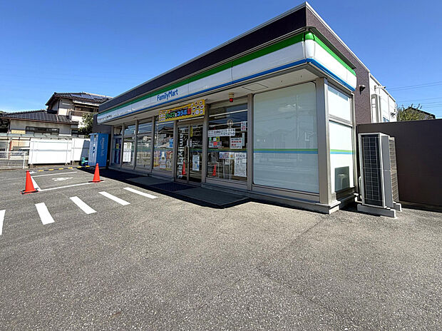 ファミリーマート 流山三輪野山店(約339m)