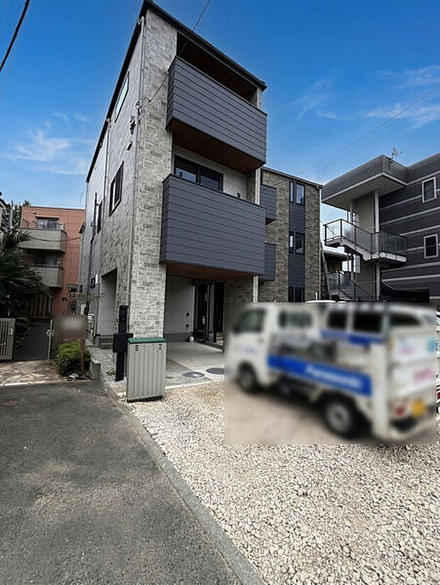現地完成済