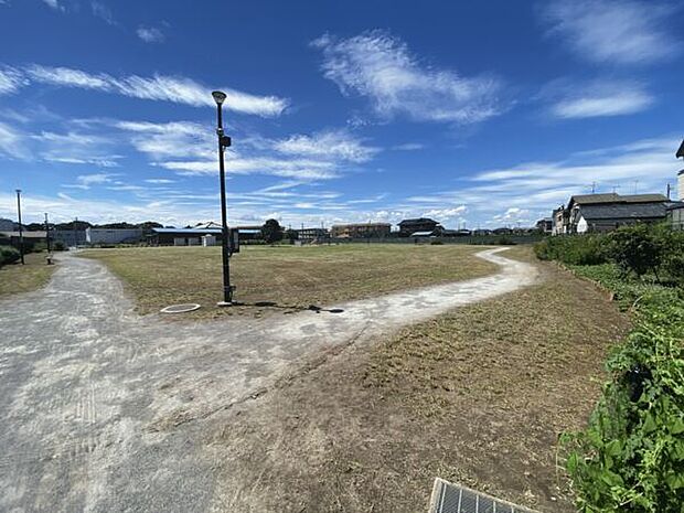 新富げんきなひろば(約816m)