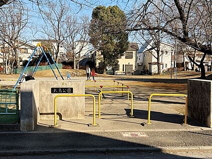 足立区立大鳥公園 385m