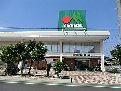 マルエツ西川口東口店 720m