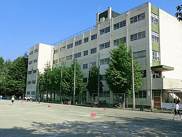 さいたま市立木崎中学校（約707m）