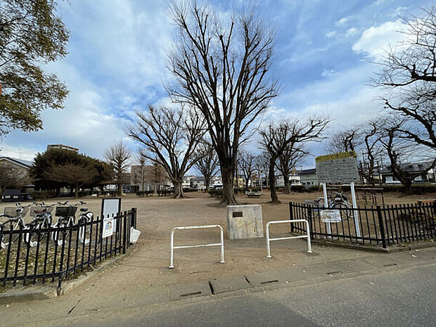 下東公園(約282m)