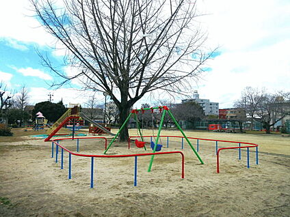 児玉公園 335m