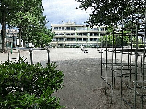 小平市立小平第三小学校(約1,605m)
