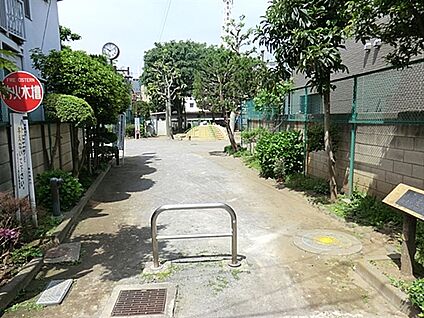 北大塚二丁目児童遊園 769m